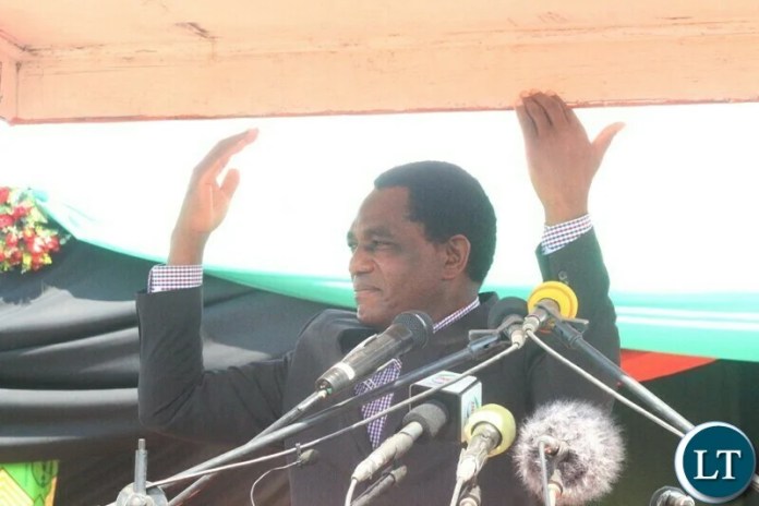 PRESIDENT Hakainde Hichilema discos during the 2021 Samu Lya Moomba traditional ceremony in Bweengwa, Monze yesterday.